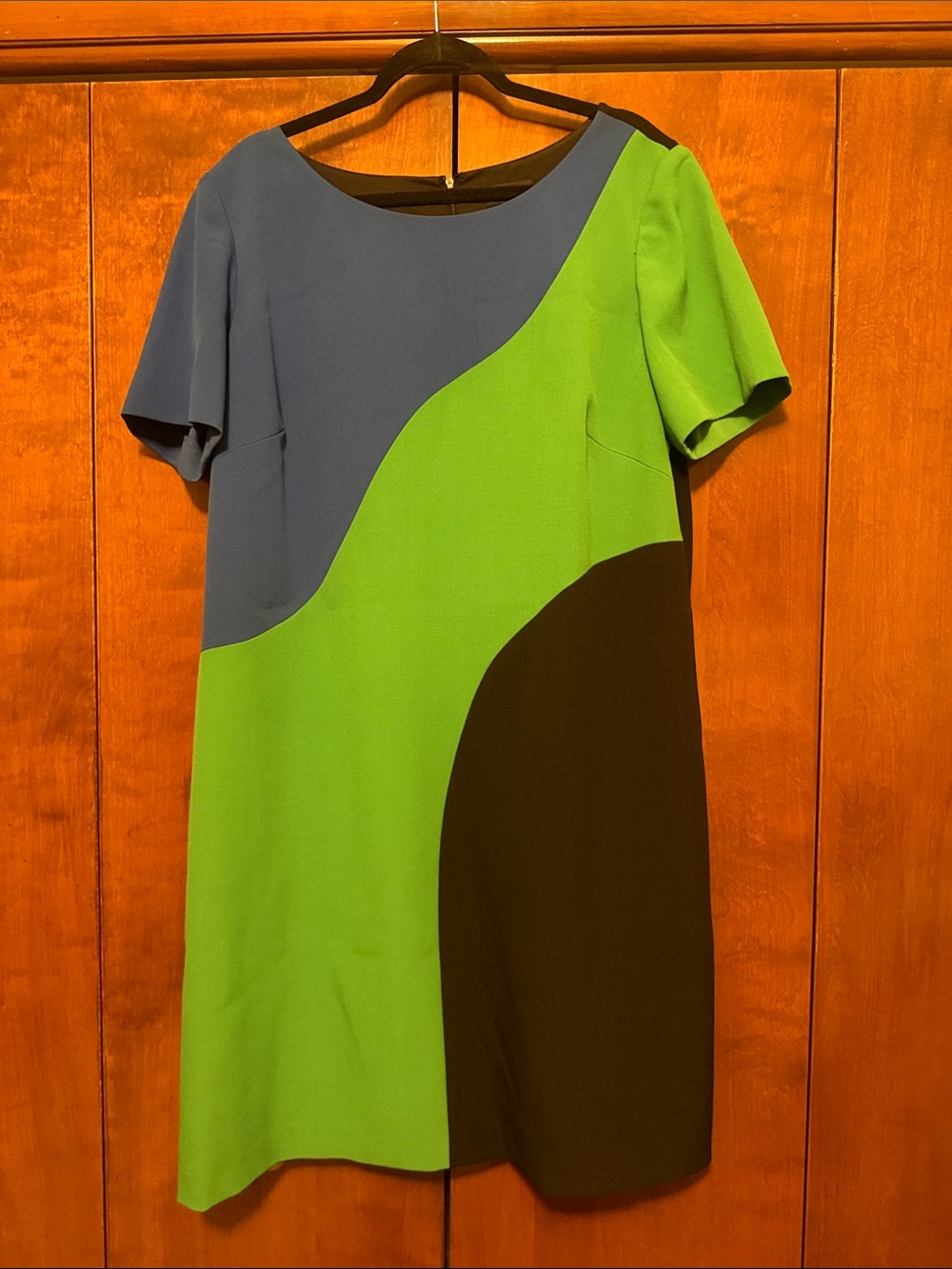 Tahari Blue, Green & Black Colorblock Short-Sleeve Shift Dress